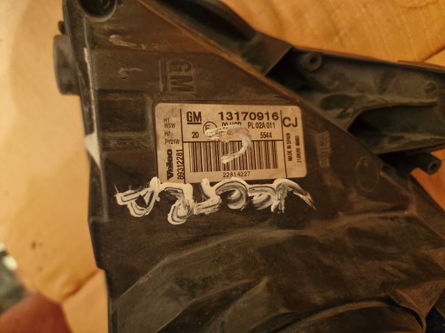 Pareja de Faros Opel Vectra 2007