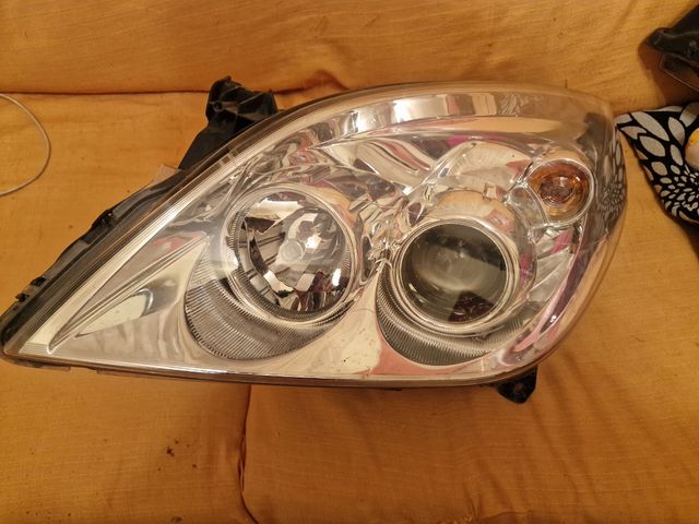Pareja de Faros Opel Vectra 2007