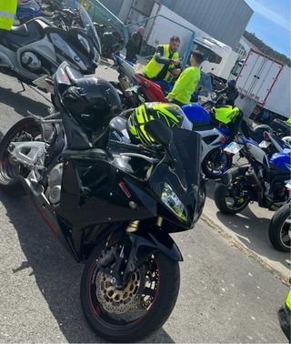 Honda CBR 600 RR - Moto deportiva