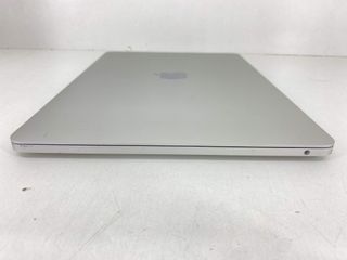 portatil apple apple macbook pro m2 8-core 3.4 13 (8gpu) (2022) (a2338)
