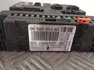 CAJA RELES / FUSIBLES CITROEN C3