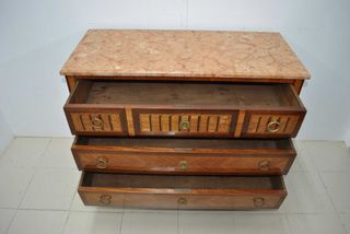 Antigua cómoda Luis XVI