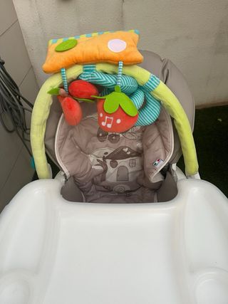 Trona bebé Cam regulable blanca