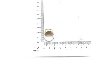 sello oro 9k con piedra con onix