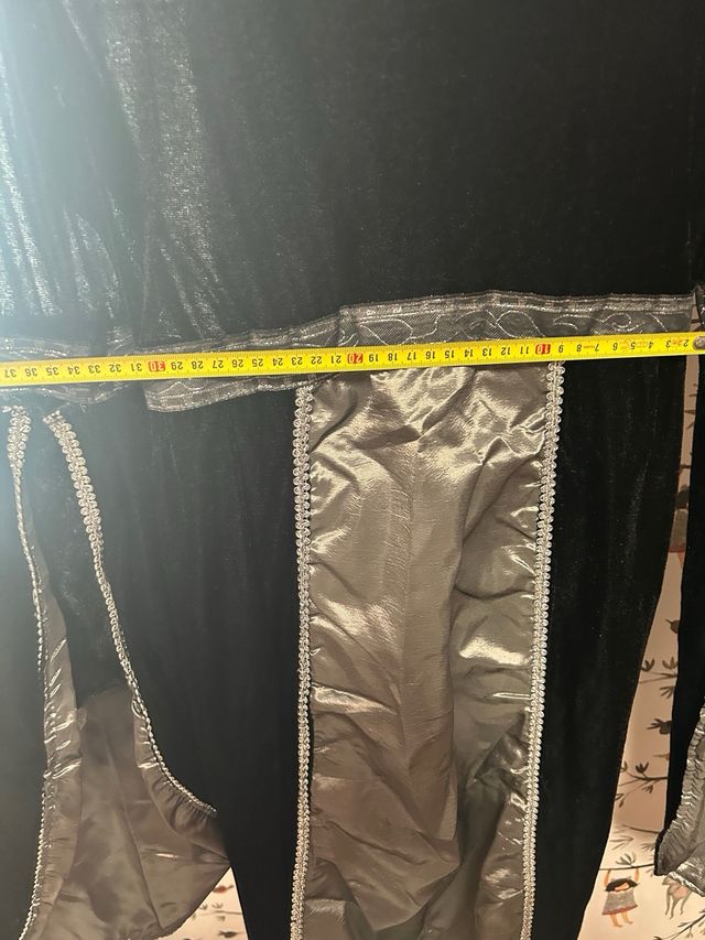 Disfraz medieval niña negro-plata