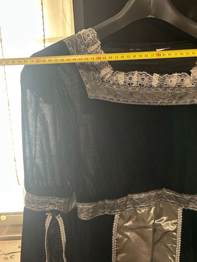 Disfraz medieval niña negro-plata