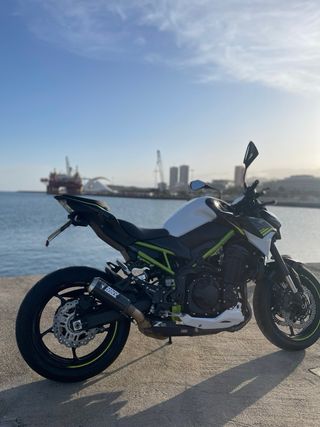 Kawasaki Z900 (2020) (DE CANARIAS)
