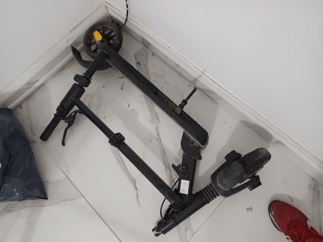 Patín eléctrico plegable