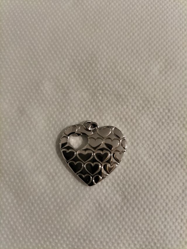 Ciondolo Guess cuore acciaio