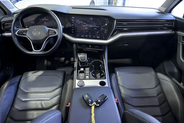 Volkswagen Touareg   eHybrid Eleg 3.0 V6 TSI 280kW Tip 4M 