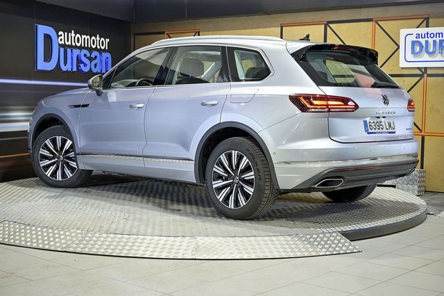 Volkswagen Touareg   eHybrid Eleg 3.0 V6 TSI 280kW Tip 4M 