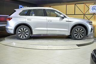 Volkswagen Touareg   eHybrid Eleg 3.0 V6 TSI 280kW Tip 4M