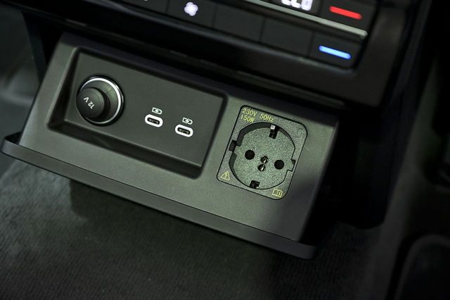 Volkswagen Touareg   eHybrid Eleg 3.0 V6 TSI 280kW Tip 4M 