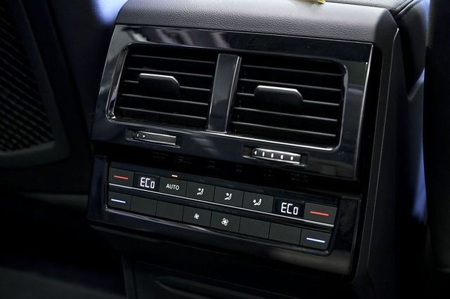 Volkswagen Touareg   eHybrid Eleg 3.0 V6 TSI 280kW Tip 4M 