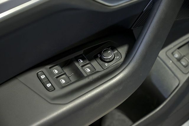 Volkswagen Touareg   eHybrid Eleg 3.0 V6 TSI 280kW Tip 4M 
