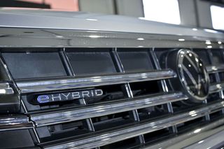 Volkswagen Touareg   eHybrid Eleg 3.0 V6 TSI 280kW Tip 4M