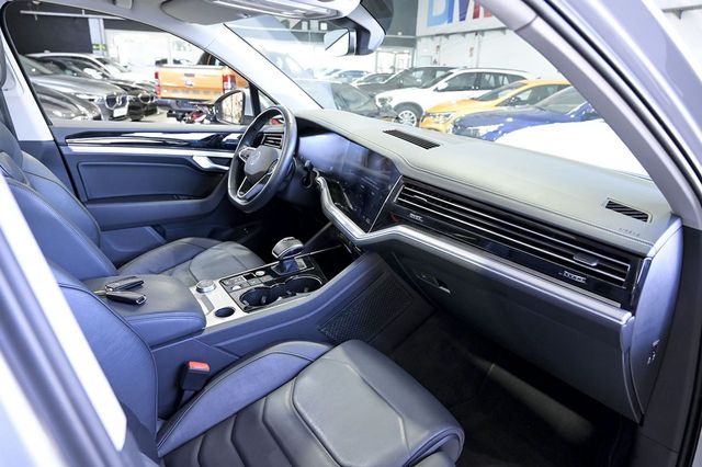 Volkswagen Touareg   eHybrid Eleg 3.0 V6 TSI 280kW Tip 4M 