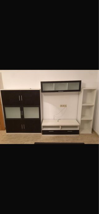 Mueble TV blanco y negro