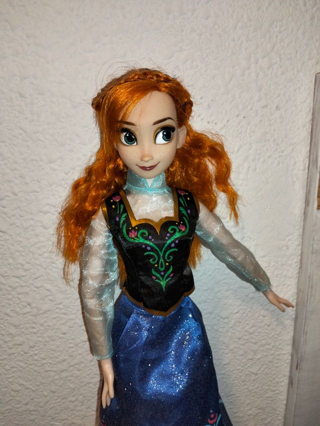 Bambola Anna Frozen che canta