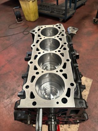 Bloque motor ZD30y todas las piesas para motor