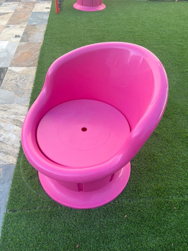 Sillón plástico rosa Butaca.