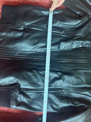 Chaqueta piel Coronel Tapioca negra, urge