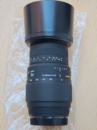 Objetivo Sigma 70-300mm Macro