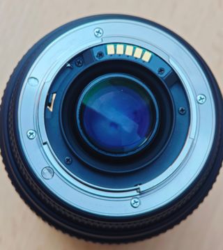 Objetivo Sigma 70-300mm Macro