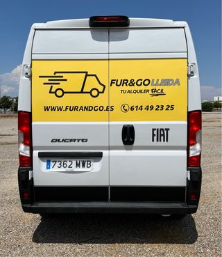 Alquiler de furgoneta grande sin conductor