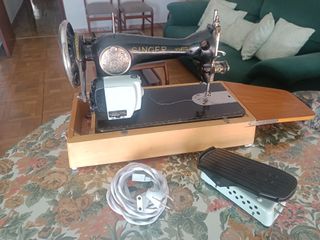 Máquina coser Singer antigua