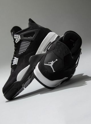 Air Jordan 4 Retro White Thunder 2024