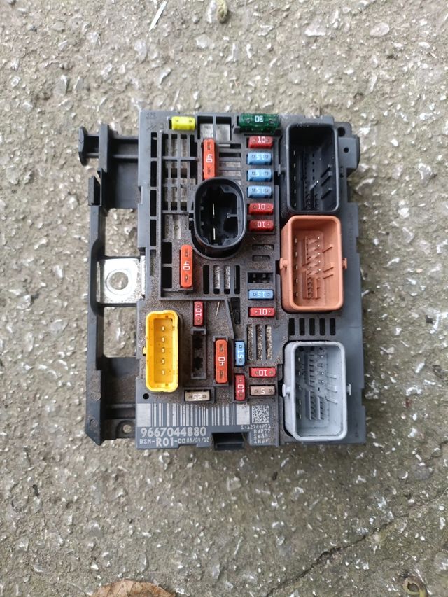 BSM Citroen Peugeot 9667044880
