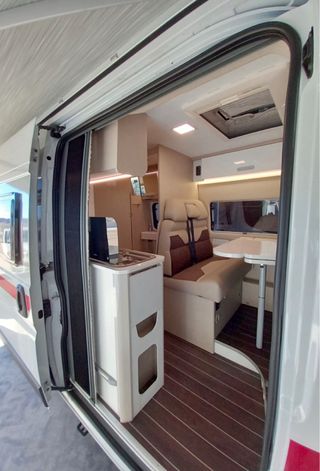 Alquiler furgoneta Camper Fiat Ducato