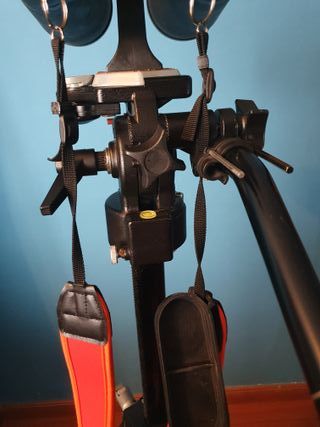 Trípode Profesional Manfrotto 075B con rótula 136