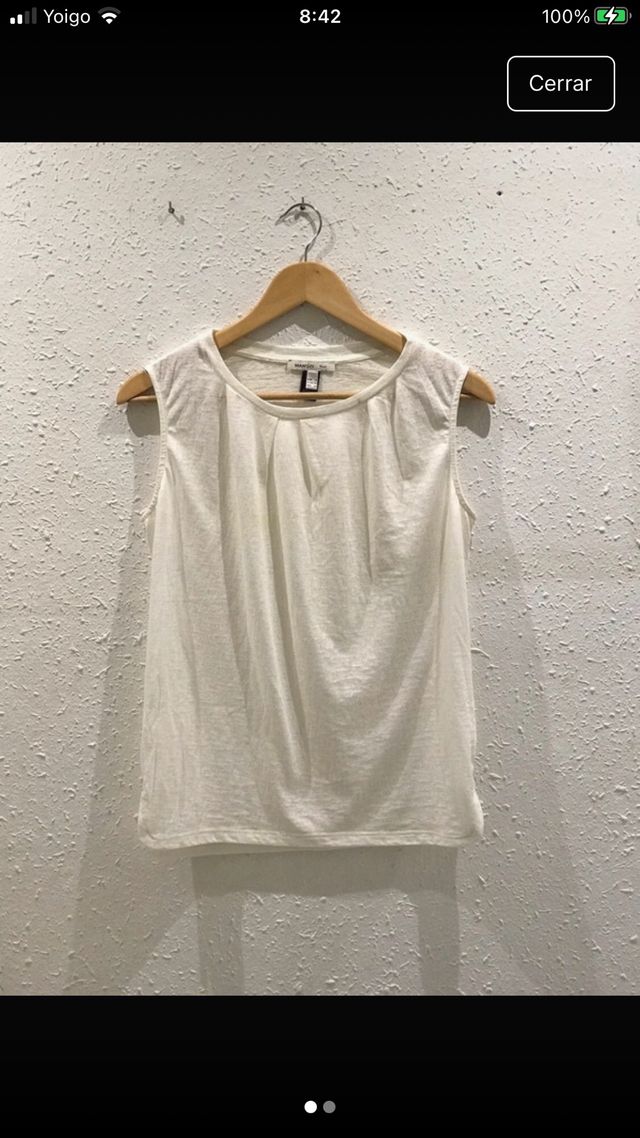 Camiseta en color crema sin mangas