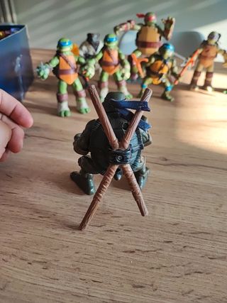 TMNT Teenage Mutant Ninja Turtles Leonardo 2004