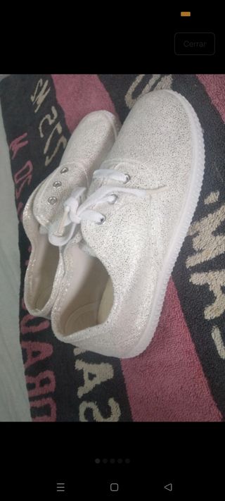 Zapatillas blancas plateadas nº 35