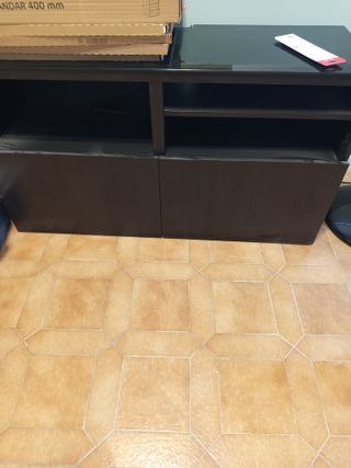 Muebles salón negros - madera y cristal