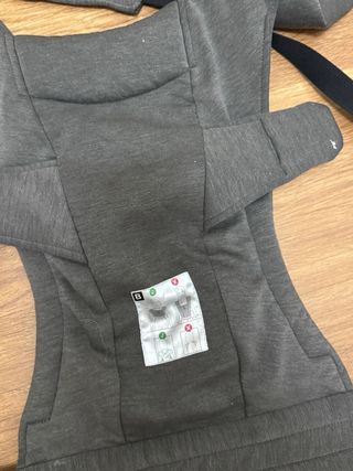 Ergobaby Embrace Portabebés Gris