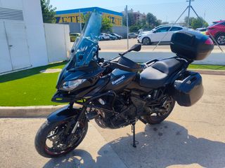 Kawasaki Versys 650 Tourer. Como nueva.