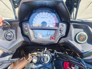 Kawasaki Versys 650 Tourer. Como nueva.