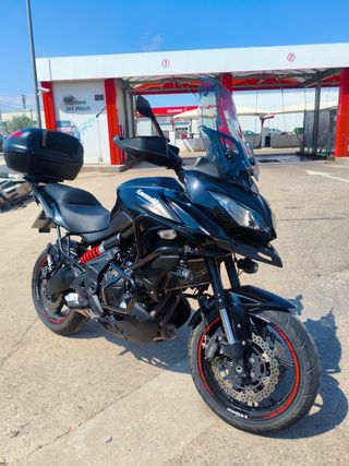 Kawasaki Versys 650 Tourer. Como nueva.