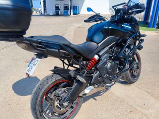 Kawasaki Versys 650 Tourer. Como nueva.