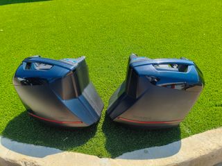 Kawasaki Versys 650 Tourer. Como nueva.