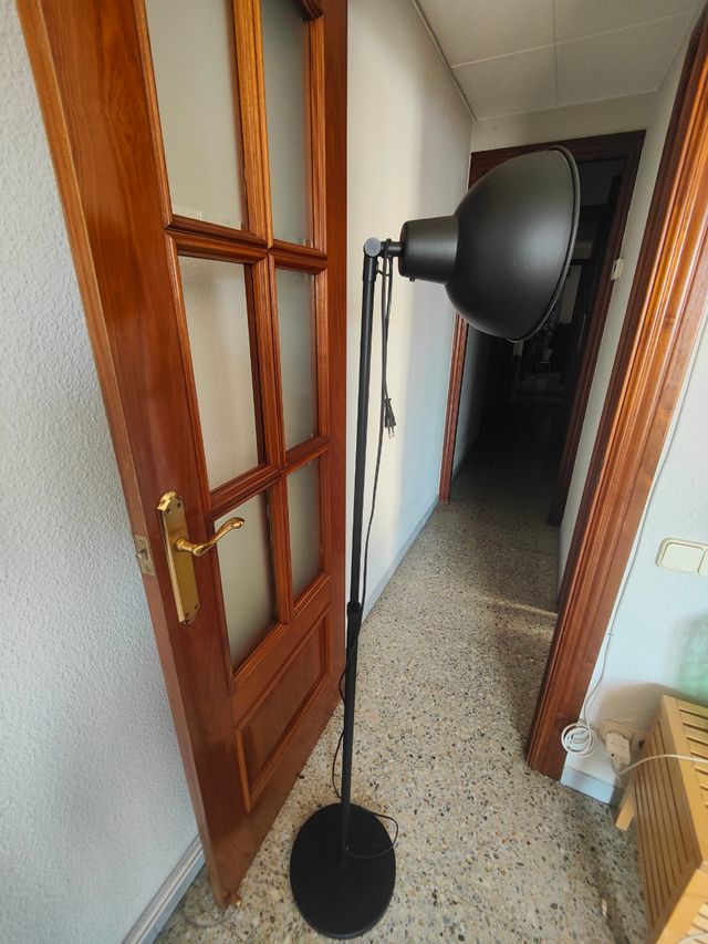 Lámparas de pie de lectura.