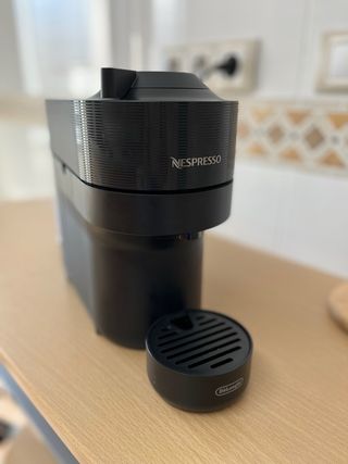 Cafetera Nespresso DeLonghi Vertuo