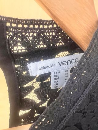 Vestido negro encaje