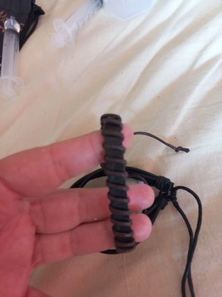Pulseras de cuero trenzado