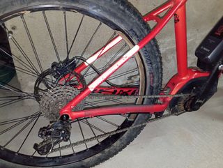 Bicicleta eléctrica montaña