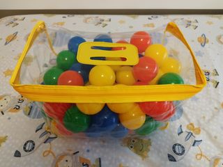 Bolsa con 30 pelotas